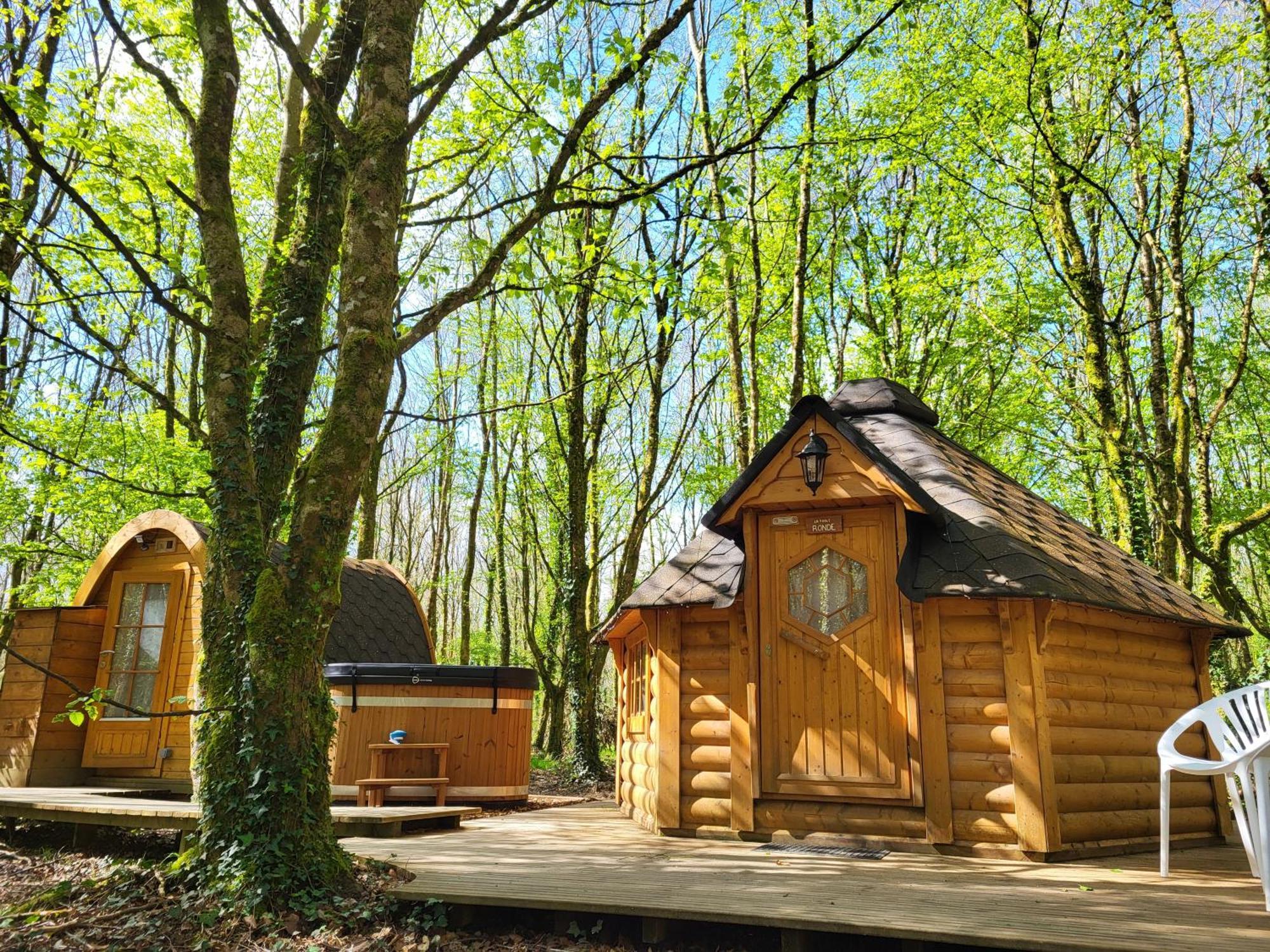 Le Domaine Insolite De Broceliande بيامبونت المظهر الخارجي الصورة
