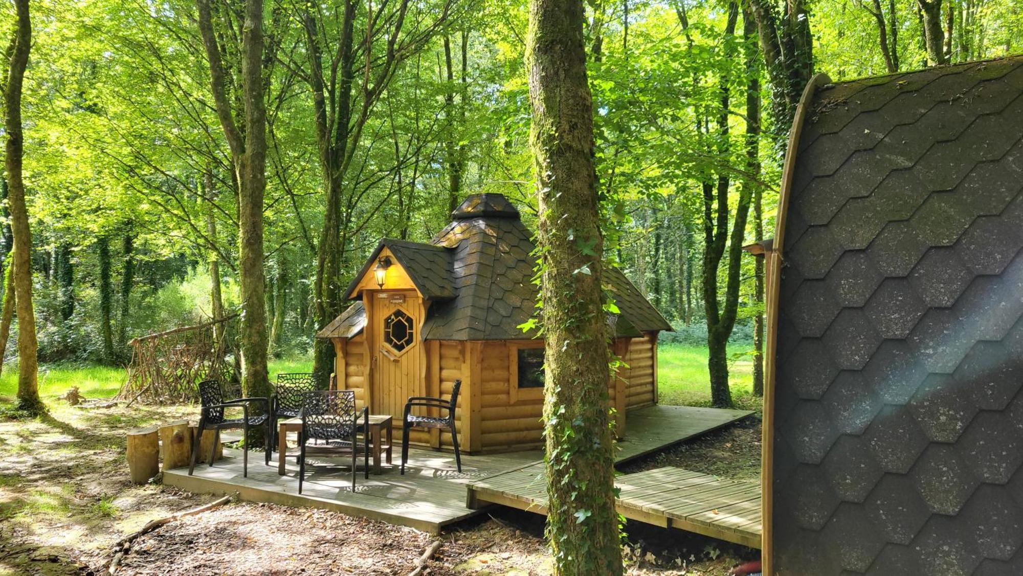 Le Domaine Insolite De Broceliande بيامبونت المظهر الخارجي الصورة