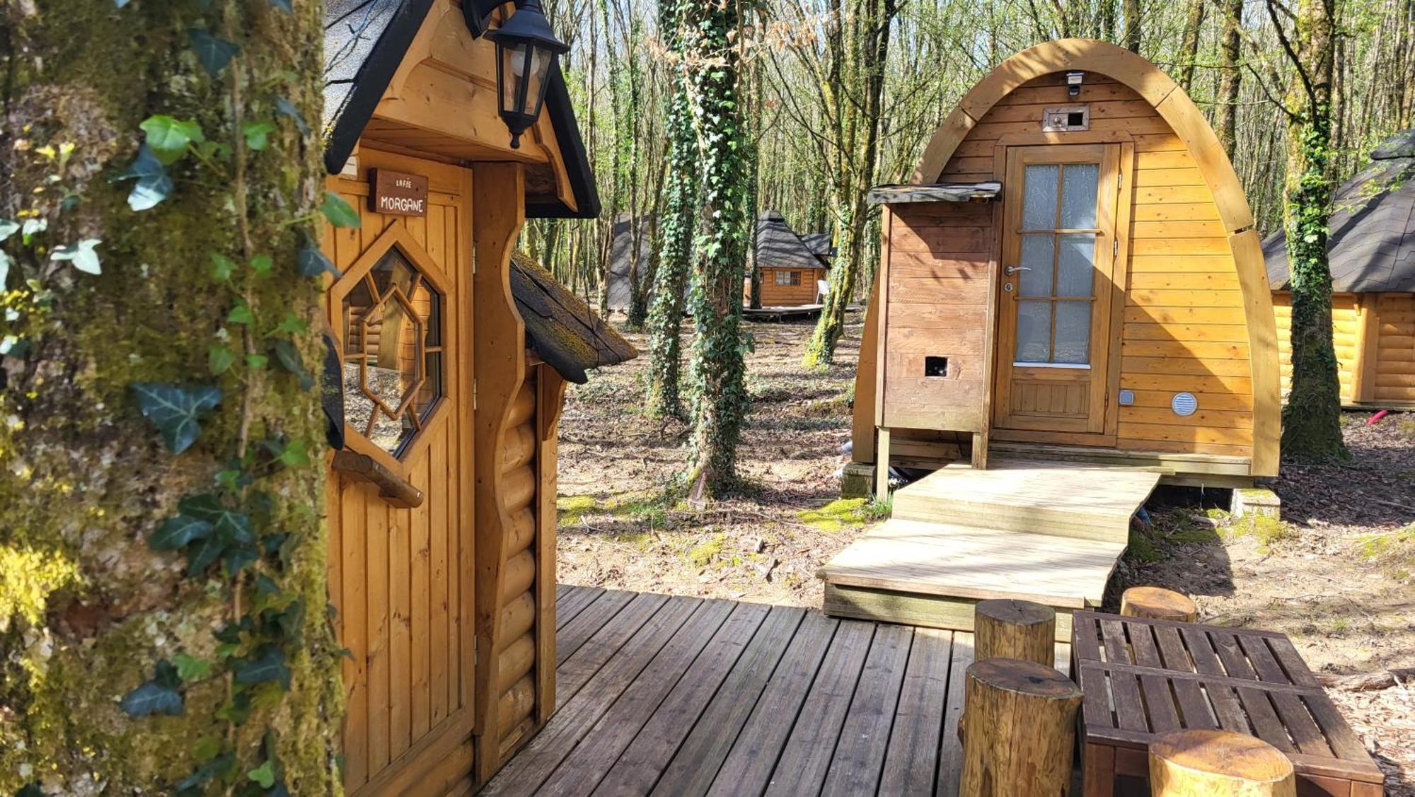 Le Domaine Insolite De Broceliande بيامبونت المظهر الخارجي الصورة