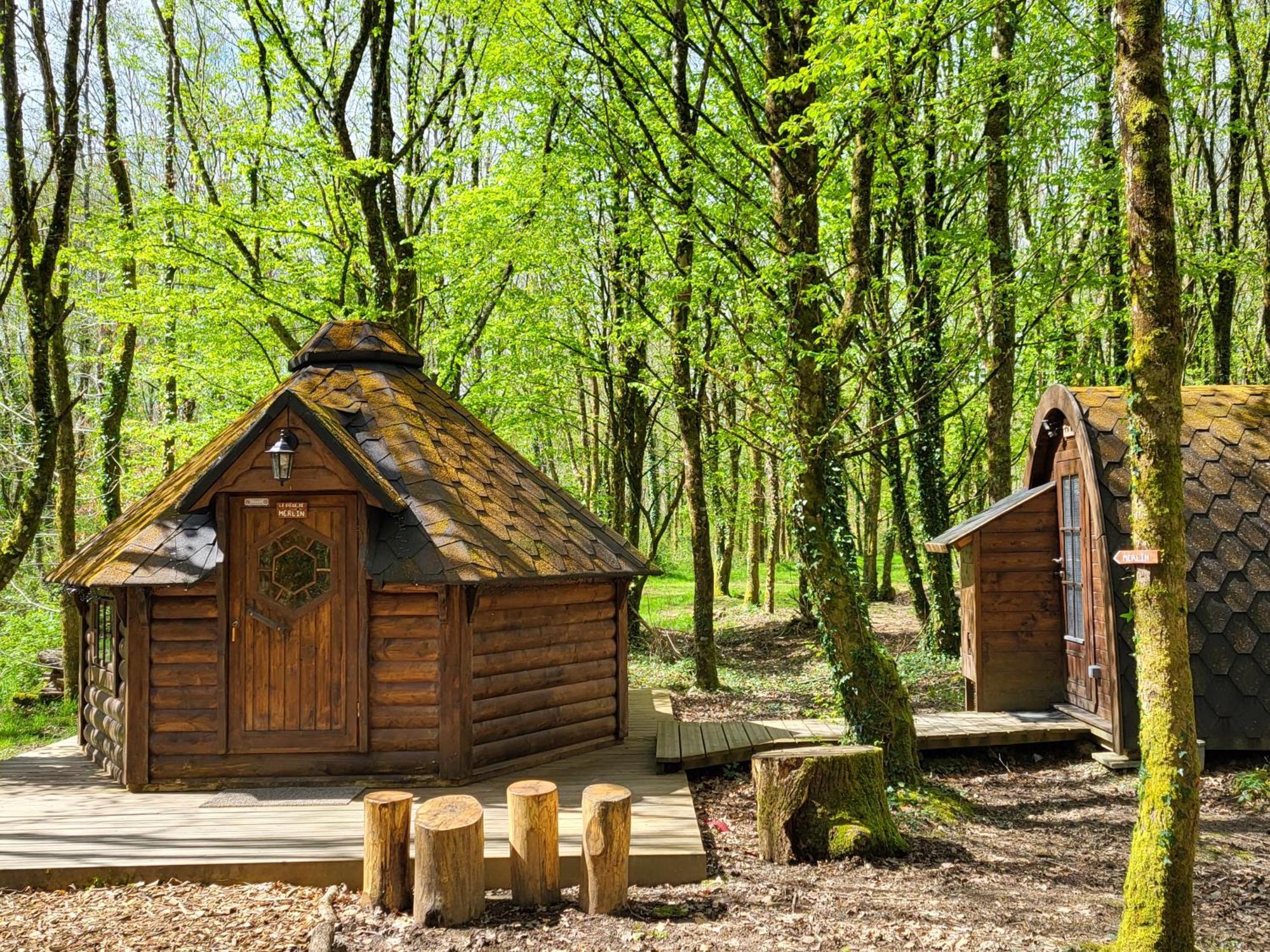 Le Domaine Insolite De Broceliande بيامبونت المظهر الخارجي الصورة